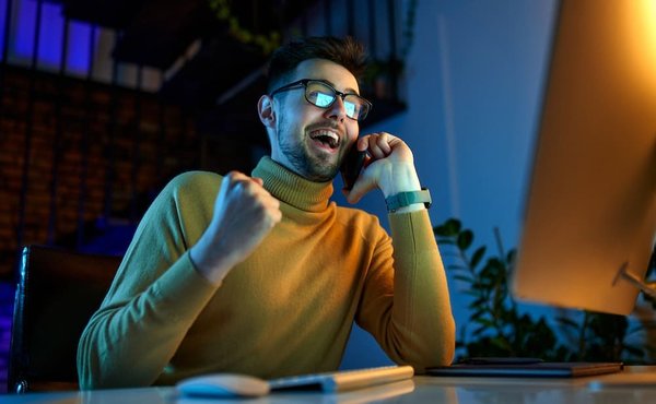 What Are the Opportunities and Risks of Using Cryptocurrency for UK E-commerce?